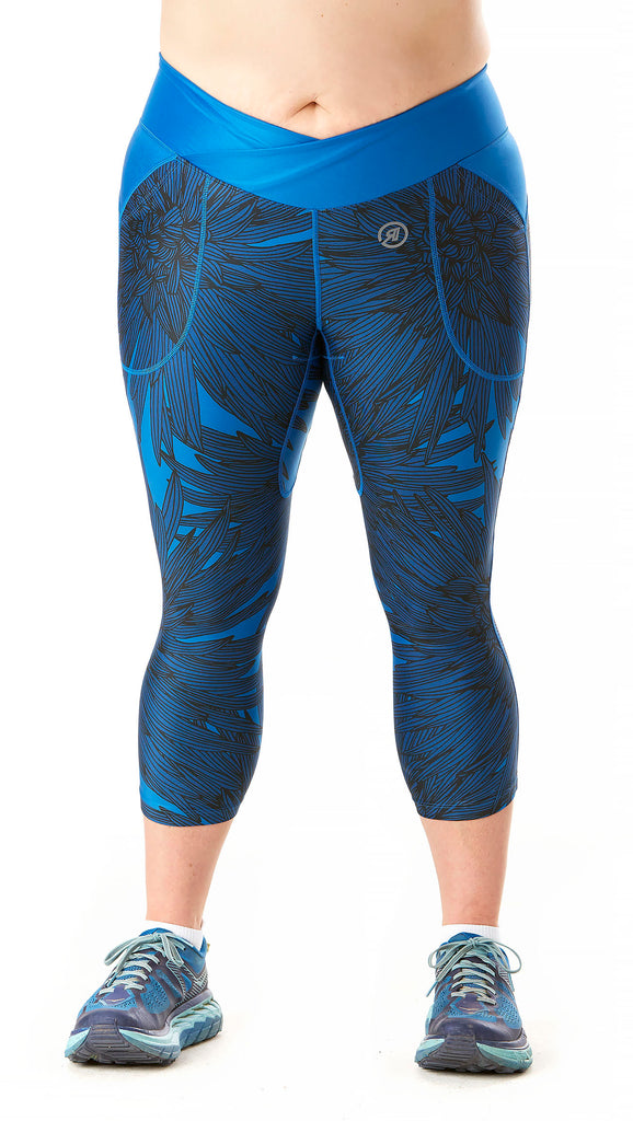 Trifecta Multisport 3 Pkt Capri in Royal Palm Print